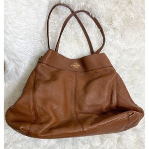 Coach Lexy leather shoulder bag light saddle